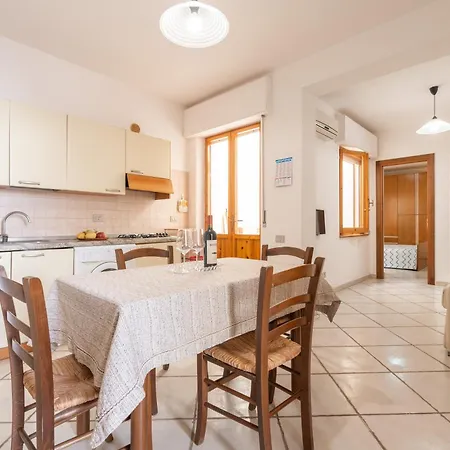 דירה Casa Al Mare קאלאסטה